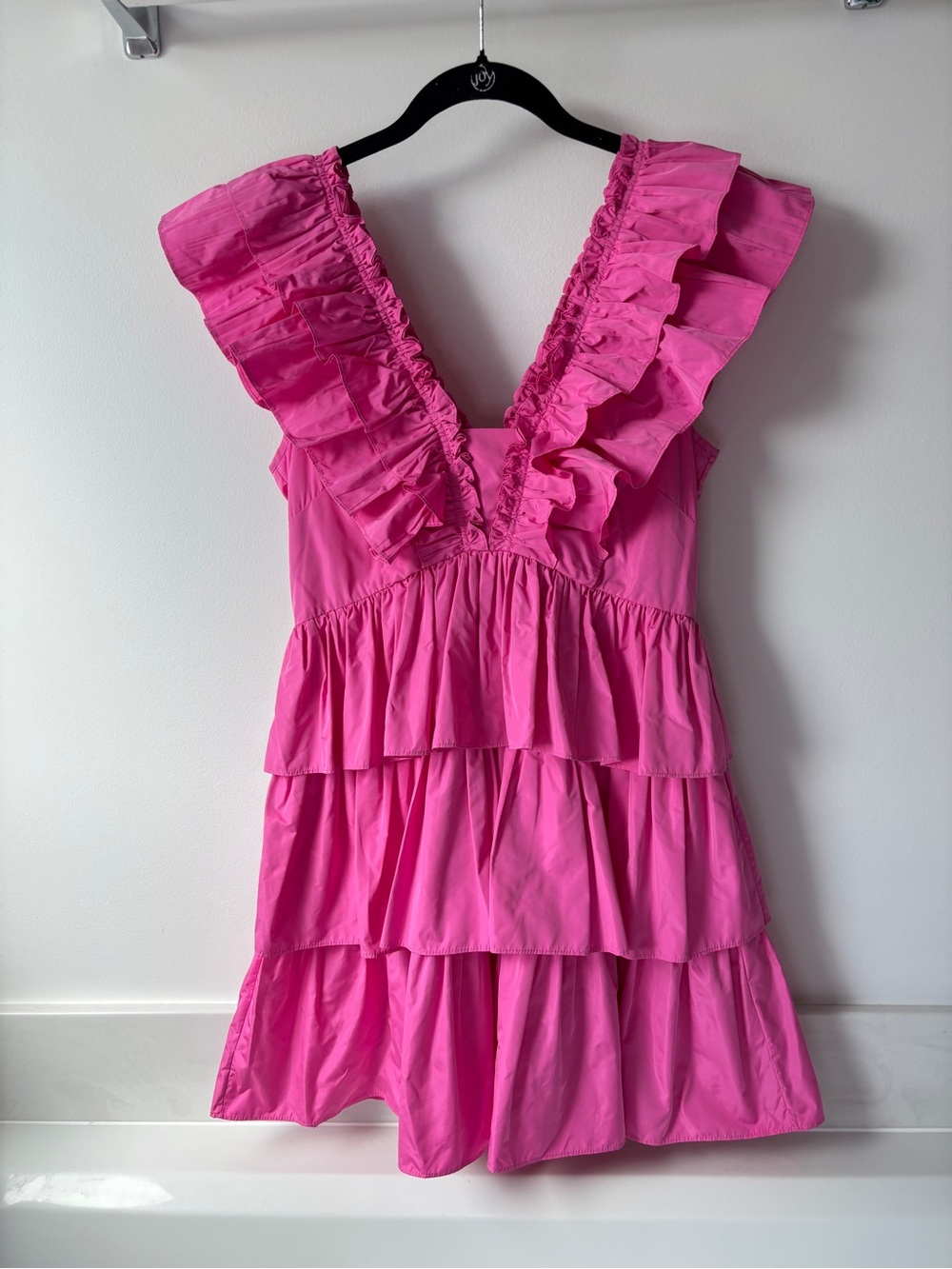 HUNTER BELL Bright Pink Ruffled Tiered V-Neck Tunic